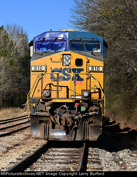 CSX 810